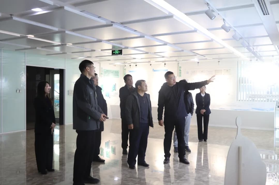 联学共建|清华大学数智能源团队莅临华德智慧调研